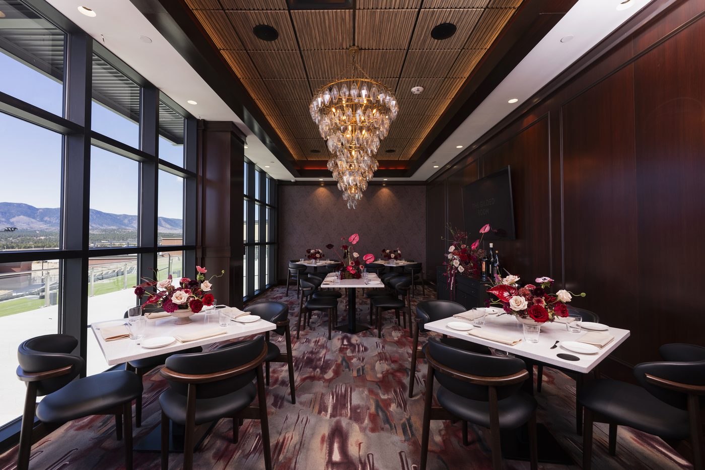 The Gilded Room private dining room at Roth's Sea & Steak
